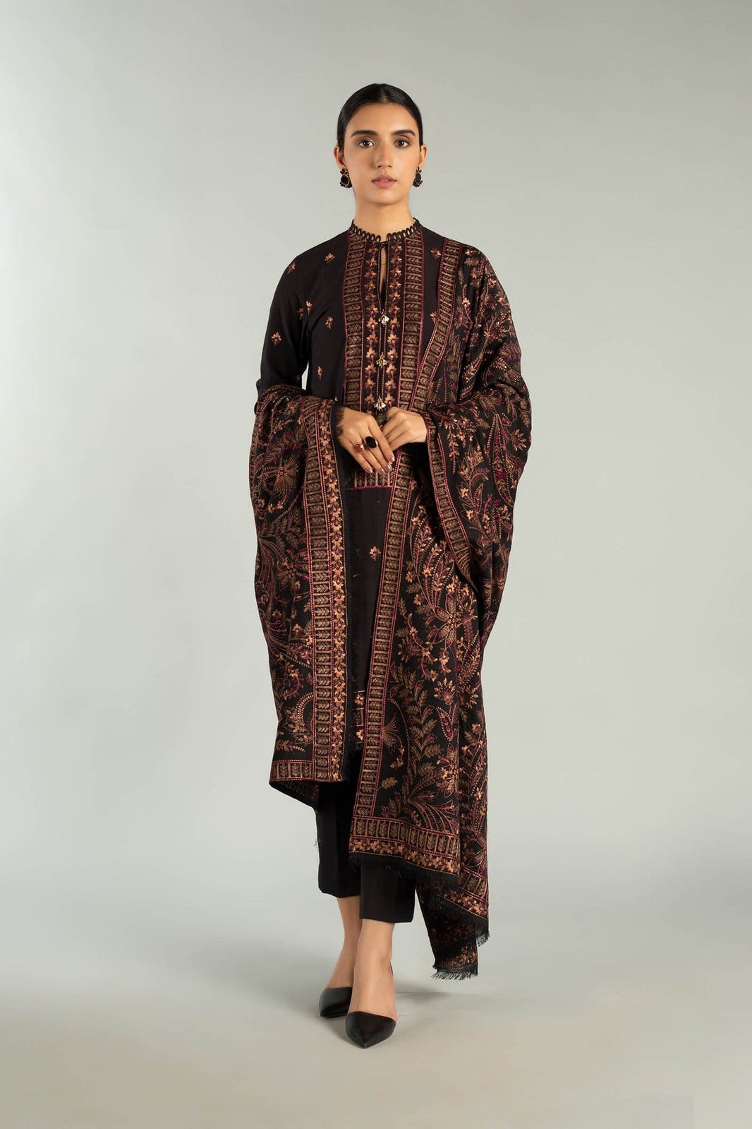 Sarinnah Premium D47-Luxury Formal Heavy Embroidered Karandi Shawl.