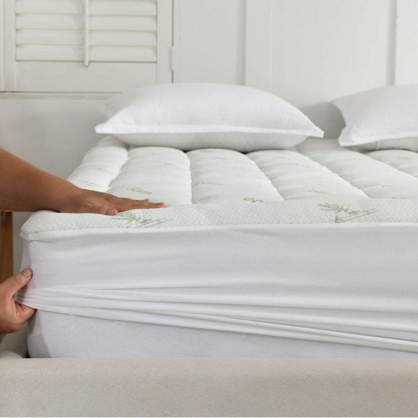 BAMBOO Fiber Fitted Waterproof Mattress Protector