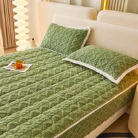 Thermal Corn Velvet Milk Fiber Quilted Fitted Sheet