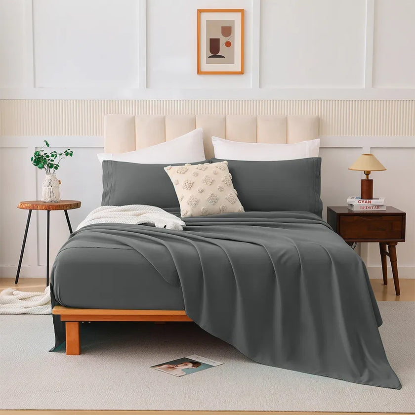 Four-piece Cloud Fiber Bed Set